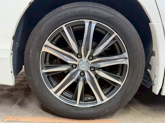 アルファード ２４０Ｓ　Ｃパッケージ　（禁煙車）（後期型）（７人乗り）（両側パワースライドドア）（ツインムーンルーフ）（純正ＳＤナビ）（ケンスタイルエアロ）（パワーバックドア）（クリアランスソナー）（クルーズコントロール）（73枚目）