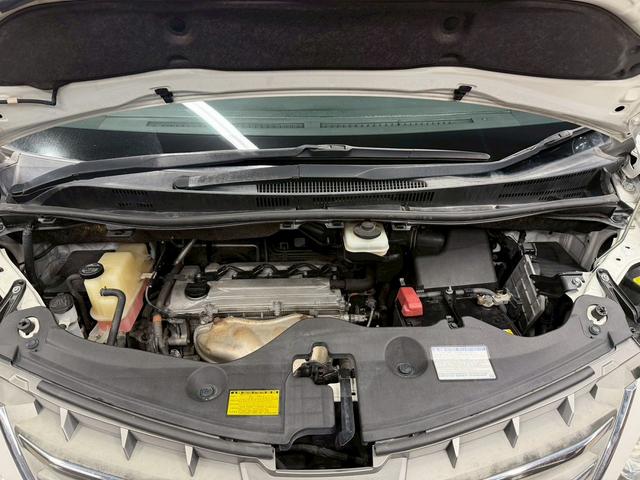 アルファード ２４０Ｓ　Ｃパッケージ　（禁煙車）（後期型）（７人乗り）（両側パワースライドドア）（ツインムーンルーフ）（純正ＳＤナビ）（ケンスタイルエアロ）（パワーバックドア）（クリアランスソナー）（クルーズコントロール）（74枚目）