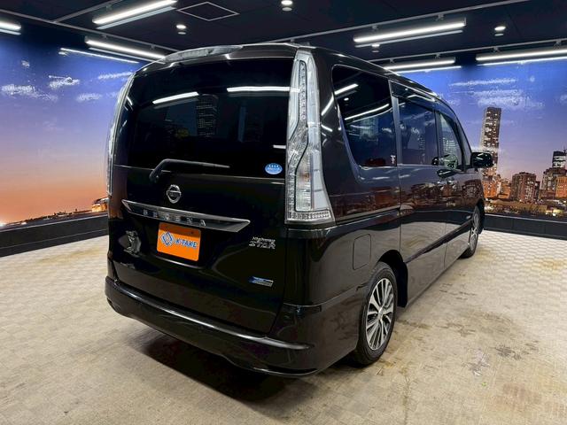 セレナ ハイウェイスターＳ－ＨＶアドバンスドセーフティパック　（禁煙車）（両側パワースライドドア）（８人乗り）（純正ＳＤナビ）（エマージェンシーブレーキ）（クルーズコントロール）（クリアランスソナー）（アラウンドビューカメラ）（フルセグ）（純正１６インチＡＷ）（22枚目）