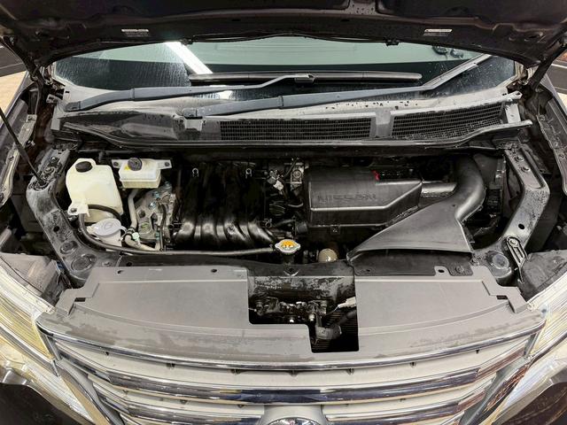 セレナ ハイウェイスターＳ－ＨＶアドバンスドセーフティパック　（禁煙車）（両側パワースライドドア）（８人乗り）（純正ＳＤナビ）（エマージェンシーブレーキ）（クルーズコントロール）（クリアランスソナー）（アラウンドビューカメラ）（フルセグ）（純正１６インチＡＷ）（51枚目）