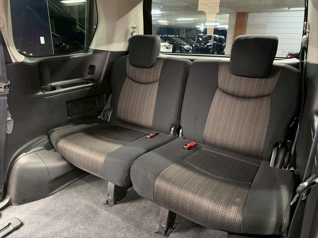 セレナ ハイウェイスターＳ－ＨＶアドバンスドセーフティパック　（禁煙車）（両側パワースライドドア）（８人乗り）（純正ＳＤナビ）（エマージェンシーブレーキ）（クルーズコントロール）（クリアランスソナー）（アラウンドビューカメラ）（フルセグ）（純正１６インチＡＷ）（52枚目）