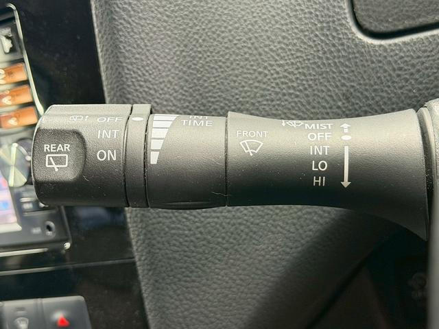 セレナ ハイウェイスターＳ－ＨＶアドバンスドセーフティパック　（禁煙車）（両側パワースライドドア）（８人乗り）（純正ＳＤナビ）（エマージェンシーブレーキ）（クルーズコントロール）（クリアランスソナー）（アラウンドビューカメラ）（フルセグ）（純正１６インチＡＷ）（67枚目）