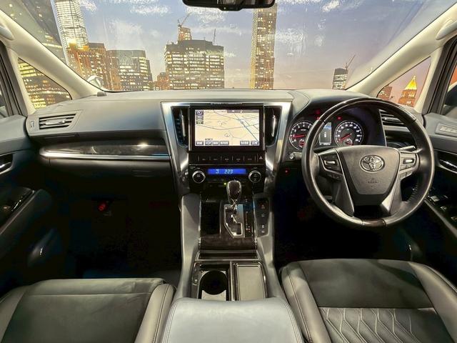 ヴェルファイア 2.5Z Gエディション (禁煙車)(黒半革シート)(両側パワスラ)(純正フリップダウン)(純正SDナビ)(バックカメラ)(クルコン)(パワーシート)(電動リアゲート)(ビルトインETC)(純正18インチAW)(5枚目)