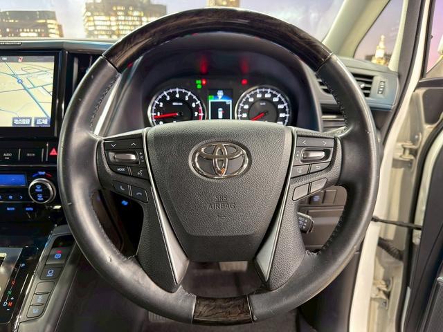 ヴェルファイア 2.5Z Gエディション (禁煙車)(黒半革シート)(両側パワスラ)(純正フリップダウン)(純正SDナビ)(バックカメラ)(クルコン)(パワーシート)(電動リアゲート)(ビルトインETC)(純正18インチAW)(17枚目)