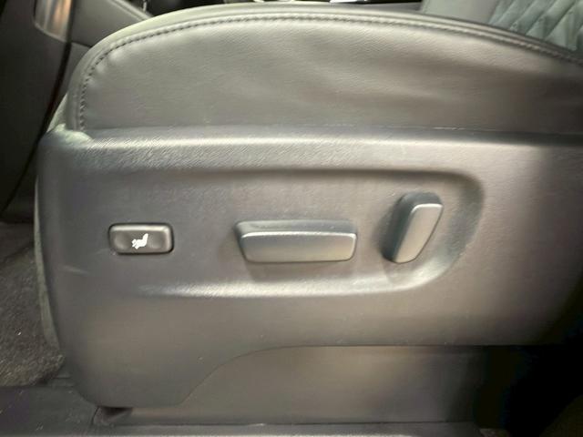 ヴェルファイア 2.5Z Gエディション (禁煙車)(黒半革シート)(両側パワスラ)(純正フリップダウン)(純正SDナビ)(バックカメラ)(クルコン)(パワーシート)(電動リアゲート)(ビルトインETC)(純正18インチAW)(46枚目)