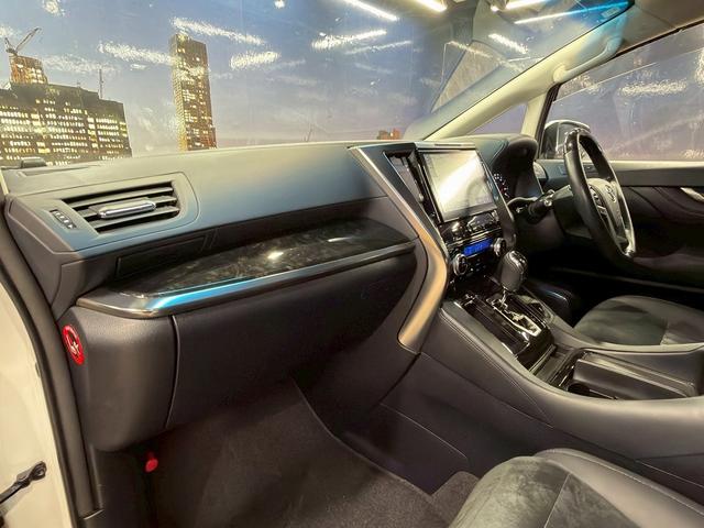 ヴェルファイア 2.5Z Gエディション (禁煙車)(黒半革シート)(両側パワスラ)(純正フリップダウン)(純正SDナビ)(バックカメラ)(クルコン)(パワーシート)(電動リアゲート)(ビルトインETC)(純正18インチAW)(55枚目)