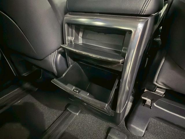 ヴェルファイア 2.5Z Gエディション (禁煙車)(黒半革シート)(両側パワスラ)(純正フリップダウン)(純正SDナビ)(バックカメラ)(クルコン)(パワーシート)(電動リアゲート)(ビルトインETC)(純正18インチAW)(60枚目)