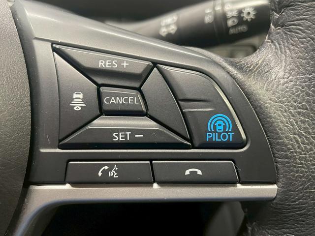 セレナ ハイウェイスターV ステップタイプ(禁煙車)(後期型)(プロパイロット)(レーダークルーズ)(クリアランスソナー)(両側パワースライドドア)(純正ナビ)(フルセグ)(8人乗り)(LEDヘッドライト)(純正16インチAW)(9枚目)