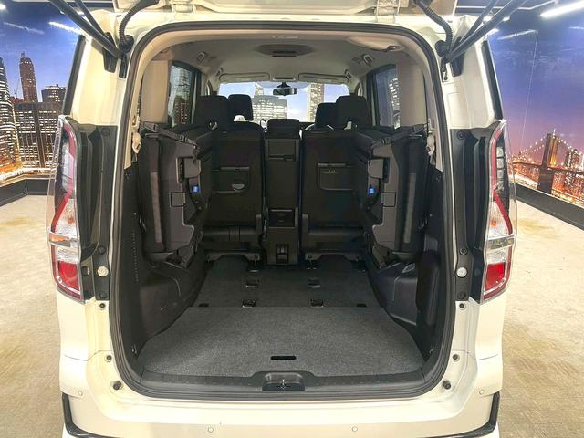 セレナ ハイウェイスターV ステップタイプ(禁煙車)(後期型)(プロパイロット)(レーダークルーズ)(クリアランスソナー)(両側パワースライドドア)(純正ナビ)(フルセグ)(8人乗り)(LEDヘッドライト)(純正16インチAW)(15枚目)