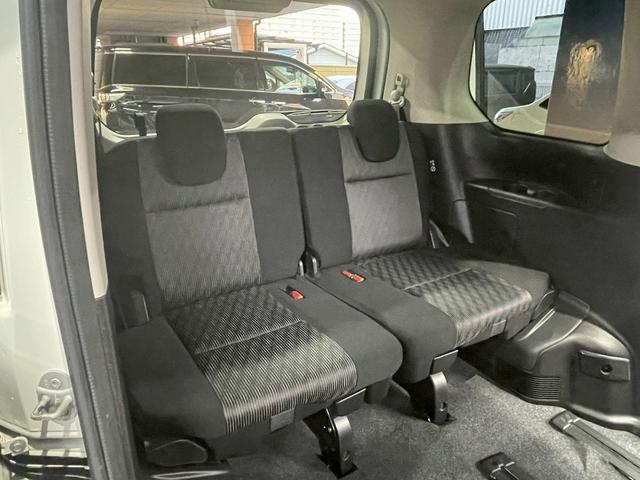 セレナ ハイウェイスターV ステップタイプ(禁煙車)(後期型)(プロパイロット)(レーダークルーズ)(クリアランスソナー)(両側パワースライドドア)(純正ナビ)(フルセグ)(8人乗り)(LEDヘッドライト)(純正16インチAW)(19枚目)