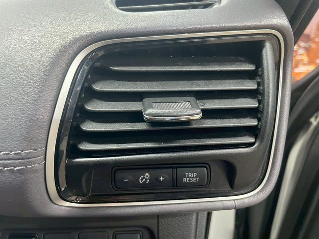 セレナ ハイウェイスターV ステップタイプ(禁煙車)(後期型)(プロパイロット)(レーダークルーズ)(クリアランスソナー)(両側パワースライドドア)(純正ナビ)(フルセグ)(8人乗り)(LEDヘッドライト)(純正16インチAW)(56枚目)