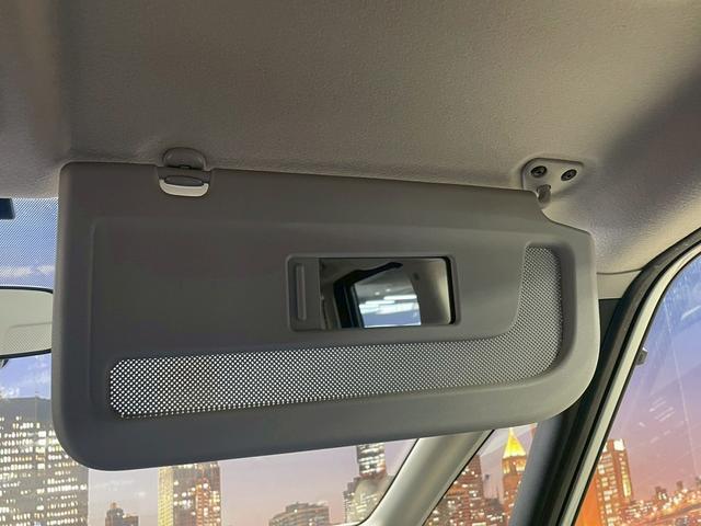 セレナ ハイウェイスターV ステップタイプ(禁煙車)(後期型)(プロパイロット)(レーダークルーズ)(クリアランスソナー)(両側パワースライドドア)(純正ナビ)(フルセグ)(8人乗り)(LEDヘッドライト)(純正16インチAW)(59枚目)