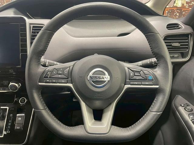 セレナ ハイウェイスターV ステップタイプ(禁煙車)(後期型)(プロパイロット)(レーダークルーズ)(クリアランスソナー)(両側パワースライドドア)(純正ナビ)(フルセグ)(8人乗り)(LEDヘッドライト)(純正16インチAW)(64枚目)