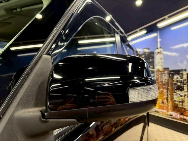 セレナ ハイウェイスター S-ハイブリッド エアロモード (禁煙車)(フリップダウンモニター)(アルパインナビ)(両側パワースライドドア)(クルーズコントロール)(アイドリングストップ)(ウォークスル)(ビルトインETC)(純正16インチAW)(14枚目)