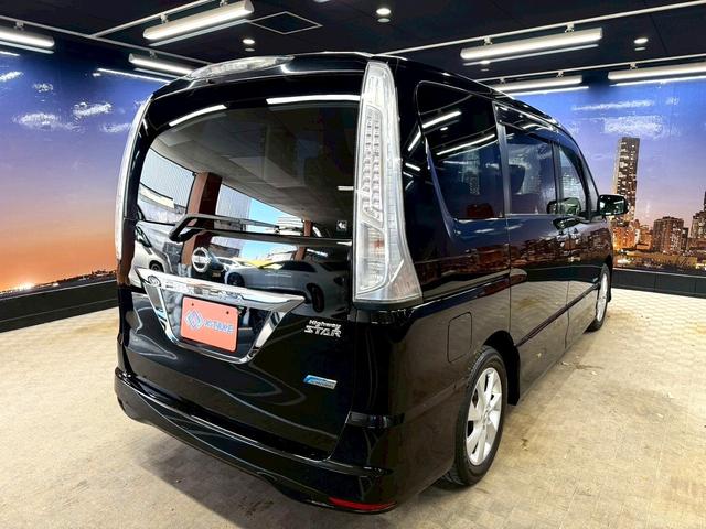 セレナ ハイウェイスター S-ハイブリッド エアロモード (禁煙車)(フリップダウンモニター)(アルパインナビ)(両側パワースライドドア)(クルーズコントロール)(アイドリングストップ)(ウォークスル)(ビルトインETC)(純正16インチAW)(24枚目)