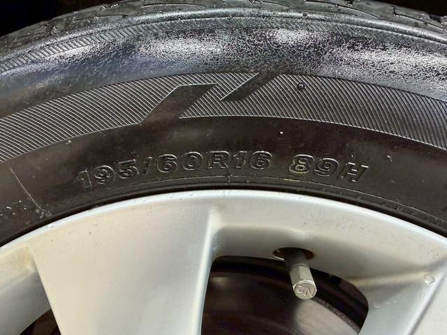 セレナ ハイウェイスター S-ハイブリッド エアロモード (禁煙車)(フリップダウンモニター)(アルパインナビ)(両側パワースライドドア)(クルーズコントロール)(アイドリングストップ)(ウォークスル)(ビルトインETC)(純正16インチAW)(58枚目)