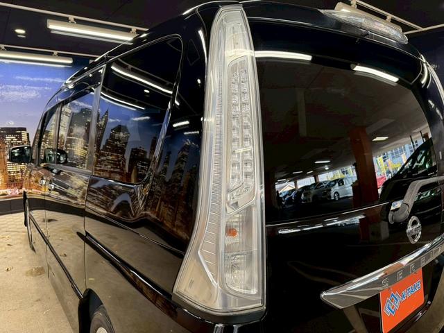 セレナ ハイウェイスター S-ハイブリッド エアロモード (禁煙車)(フリップダウンモニター)(アルパインナビ)(両側パワースライドドア)(クルーズコントロール)(アイドリングストップ)(ウォークスル)(ビルトインETC)(純正16インチAW)(63枚目)