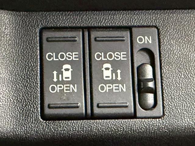 ステップワゴンスパーダ スパーダハイブリッド G・EX ホンダセンシング (後期型)(黒半革シート)(両側パワースライド)(純正メモリナビ)(全方位カメラ)(レーダークルーズ)(コーナーセンサー)(ビルトインETC)(電動パーキング)(シートヒーター)(純正16インチAW)(8枚目)