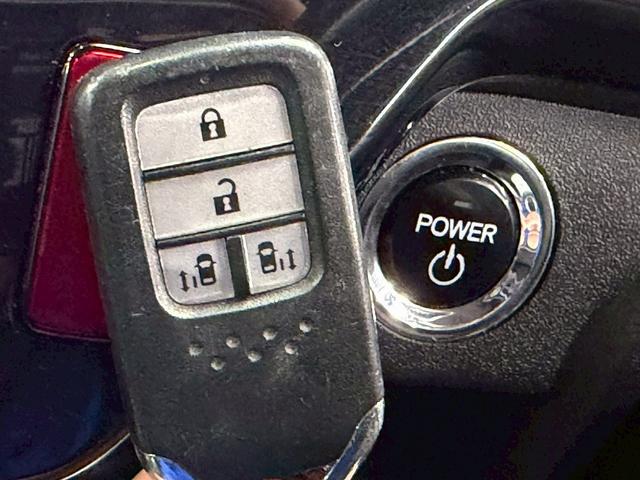 ステップワゴンスパーダ スパーダハイブリッド G・EX ホンダセンシング (後期型)(黒半革シート)(両側パワースライド)(純正メモリナビ)(全方位カメラ)(レーダークルーズ)(コーナーセンサー)(ビルトインETC)(電動パーキング)(シートヒーター)(純正16インチAW)(13枚目)