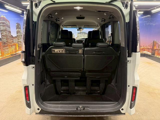 ステップワゴンスパーダ スパーダハイブリッド G・EX ホンダセンシング (後期型)(黒半革シート)(両側パワースライド)(純正メモリナビ)(全方位カメラ)(レーダークルーズ)(コーナーセンサー)(ビルトインETC)(電動パーキング)(シートヒーター)(純正16インチAW)(18枚目)