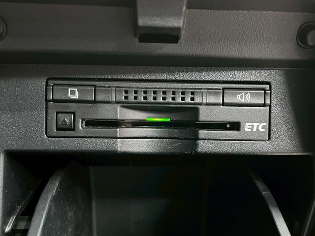 ヴェルファイア ２．５Ｚ　（サンルーフ）（フリップダウンモニター）（両側パワースライド）（純正ＳＤナビ）（バックカメラ）（ビルトインＥＴＣ）（クリアランスソナー）（オットマン）（ＬＥＤヘッド）（フォグ）（純正１８インチＡＷ）（12枚目）