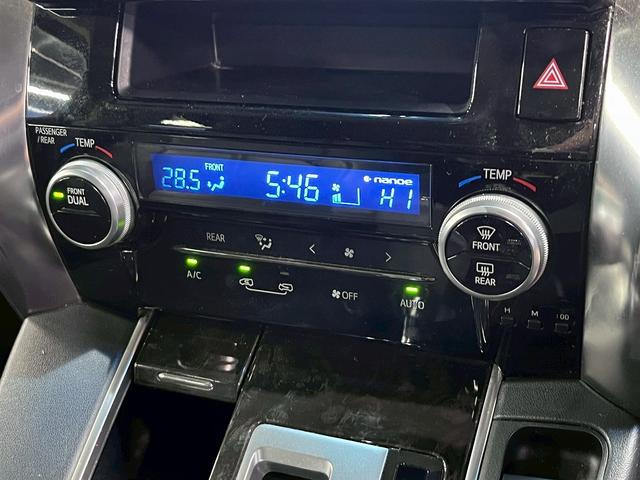 ヴェルファイア ２．５Ｚ　（サンルーフ）（フリップダウンモニター）（両側パワースライド）（純正ＳＤナビ）（バックカメラ）（ビルトインＥＴＣ）（クリアランスソナー）（オットマン）（ＬＥＤヘッド）（フォグ）（純正１８インチＡＷ）（40枚目）