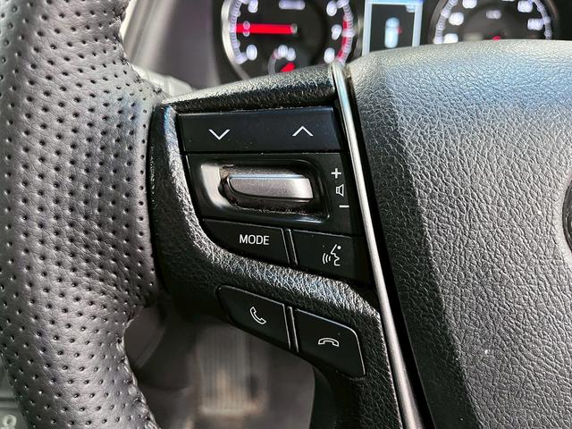 ヴェルファイア ２．５Ｚ　（サンルーフ）（フリップダウンモニター）（両側パワースライド）（純正ＳＤナビ）（バックカメラ）（ビルトインＥＴＣ）（クリアランスソナー）（オットマン）（ＬＥＤヘッド）（フォグ）（純正１８インチＡＷ）（47枚目）