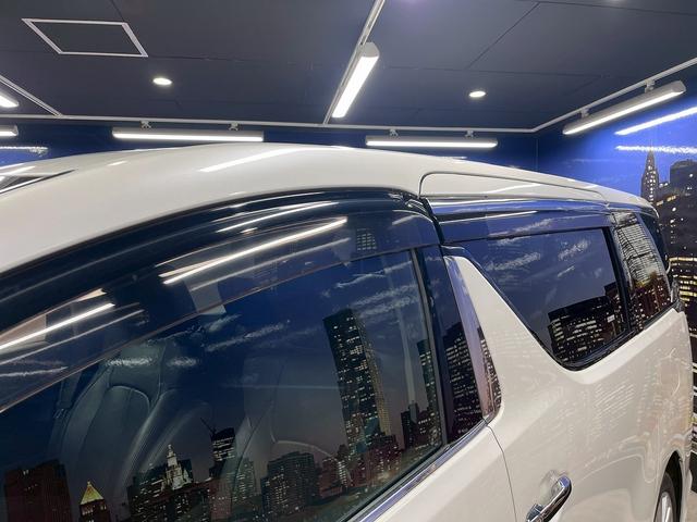 ヴェルファイア ２．５Ｚ　（サンルーフ）（フリップダウンモニター）（両側パワースライド）（純正ＳＤナビ）（バックカメラ）（ビルトインＥＴＣ）（クリアランスソナー）（オットマン）（ＬＥＤヘッド）（フォグ）（純正１８インチＡＷ）（52枚目）