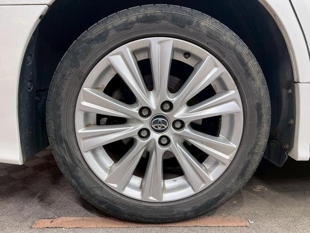 ヴェルファイア ２．５Ｚ　（サンルーフ）（フリップダウンモニター）（両側パワースライド）（純正ＳＤナビ）（バックカメラ）（ビルトインＥＴＣ）（クリアランスソナー）（オットマン）（ＬＥＤヘッド）（フォグ）（純正１８インチＡＷ）（58枚目）