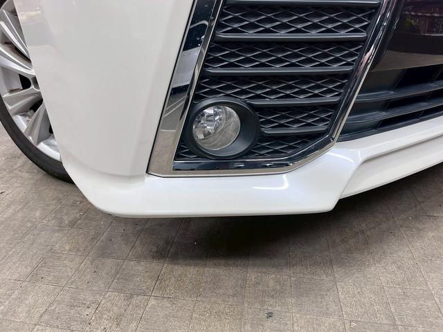 ヴェルファイア ２．５Ｚ　（サンルーフ）（フリップダウンモニター）（両側パワースライド）（純正ＳＤナビ）（バックカメラ）（ビルトインＥＴＣ）（クリアランスソナー）（オットマン）（ＬＥＤヘッド）（フォグ）（純正１８インチＡＷ）（61枚目）