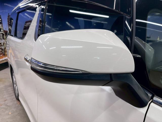 ヴェルファイア ２．５Ｚ　（サンルーフ）（フリップダウンモニター）（両側パワースライド）（純正ＳＤナビ）（バックカメラ）（ビルトインＥＴＣ）（クリアランスソナー）（オットマン）（ＬＥＤヘッド）（フォグ）（純正１８インチＡＷ）（62枚目）