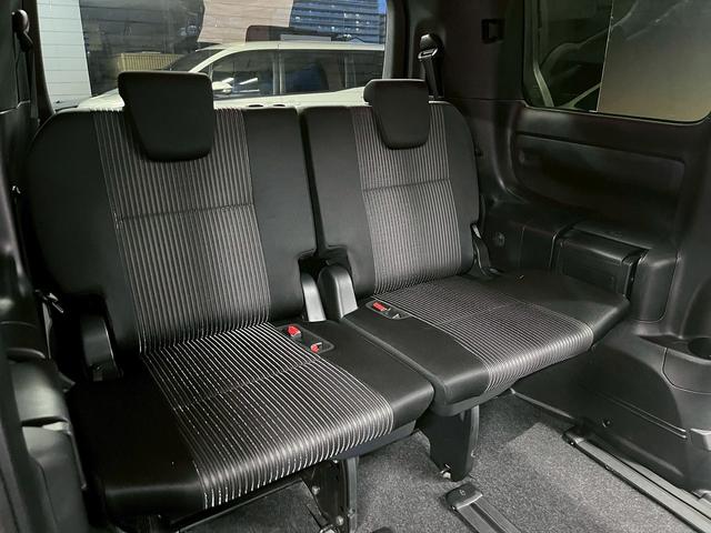 ヴォクシー ＺＳ　煌ＩＩ　（禁煙車）（後期型）（両側パワースライド）（アルパインフリップダウンモニター）（アルパインナビ）（バックカメラ）（クルーズコントロール）（ビルトインＥＴＣ）（クリアランスソナー）（純正１６インチＡＷ）（22枚目）