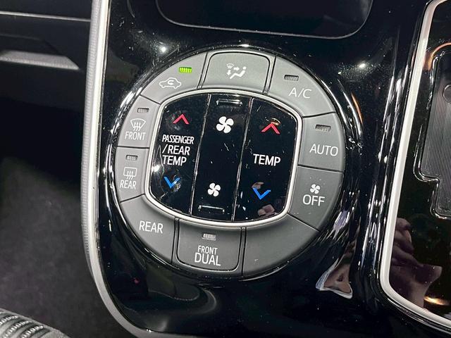 ヴォクシー ＺＳ　煌ＩＩ　（禁煙車）（後期型）（両側パワースライド）（アルパインフリップダウンモニター）（アルパインナビ）（バックカメラ）（クルーズコントロール）（ビルトインＥＴＣ）（クリアランスソナー）（純正１６インチＡＷ）（32枚目）