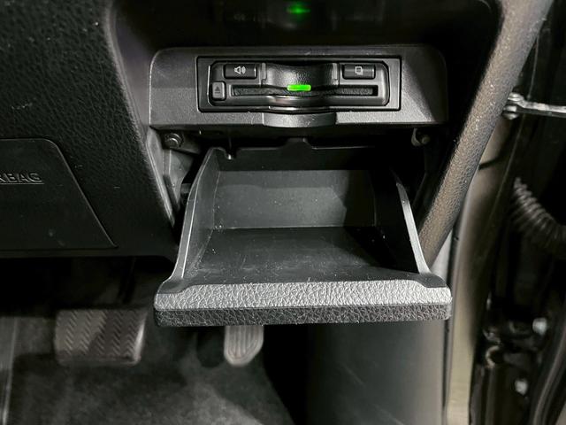 ヴォクシー ＺＳ　煌ＩＩ　（禁煙車）（後期型）（両側パワースライド）（アルパインフリップダウンモニター）（アルパインナビ）（バックカメラ）（クルーズコントロール）（ビルトインＥＴＣ）（クリアランスソナー）（純正１６インチＡＷ）（34枚目）