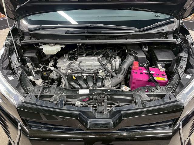 ヴォクシー ＺＳ　煌ＩＩ　（禁煙車）（後期型）（両側パワースライド）（アルパインフリップダウンモニター）（アルパインナビ）（バックカメラ）（クルーズコントロール）（ビルトインＥＴＣ）（クリアランスソナー）（純正１６インチＡＷ）（52枚目）