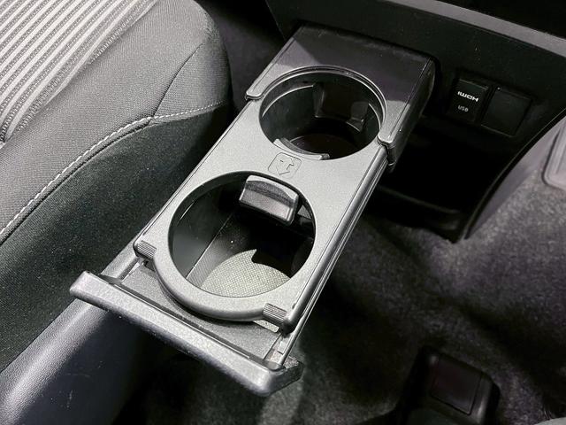 ヴォクシー ＺＳ　煌ＩＩ　（禁煙車）（後期型）（両側パワースライド）（アルパインフリップダウンモニター）（アルパインナビ）（バックカメラ）（クルーズコントロール）（ビルトインＥＴＣ）（クリアランスソナー）（純正１６インチＡＷ）（63枚目）