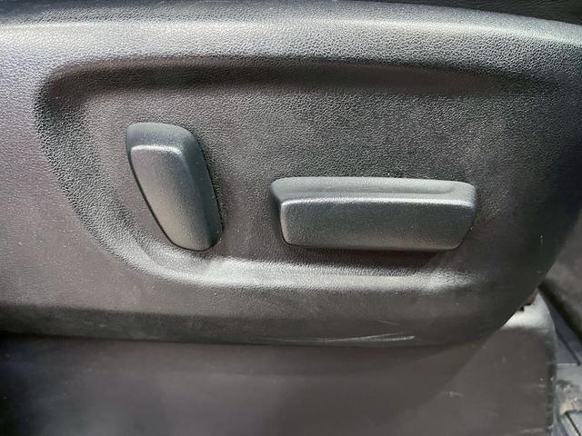 ヴェルファイア ３．５エグゼクティブラウンジ　（禁煙車）（黒本革）（両側パワスラ）（フリップダウンモニター）（ＪＢＬサウンド）（純正ＳＤナビ）（全方位カメラ）（レーダークルーズ）（パワーシート）（シートヒータ）（コーナーセンサー）（純正１８ＡＷ）（14枚目）