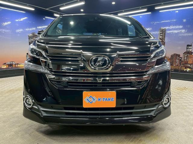 ヴェルファイア ３．５エグゼクティブラウンジ　（禁煙車）（黒本革）（両側パワスラ）（フリップダウンモニター）（ＪＢＬサウンド）（純正ＳＤナビ）（全方位カメラ）（レーダークルーズ）（パワーシート）（シートヒータ）（コーナーセンサー）（純正１８ＡＷ）（29枚目）