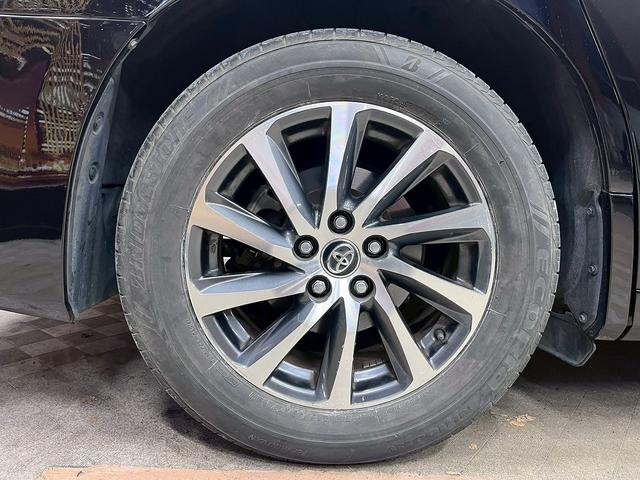 ヴェルファイア ３．５エグゼクティブラウンジ　（禁煙車）（黒本革）（両側パワスラ）（フリップダウンモニター）（ＪＢＬサウンド）（純正ＳＤナビ）（全方位カメラ）（レーダークルーズ）（パワーシート）（シートヒータ）（コーナーセンサー）（純正１８ＡＷ）（60枚目）