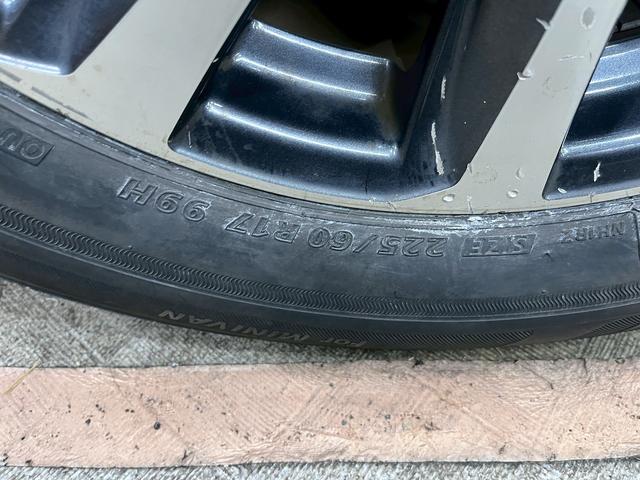 ヴェルファイア ３．５エグゼクティブラウンジ　（禁煙車）（黒本革）（両側パワスラ）（フリップダウンモニター）（ＪＢＬサウンド）（純正ＳＤナビ）（全方位カメラ）（レーダークルーズ）（パワーシート）（シートヒータ）（コーナーセンサー）（純正１８ＡＷ）（61枚目）