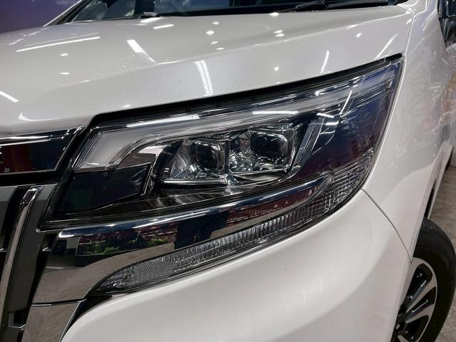 エスクァイア Ｇｉ　トヨタセーフティセンス（後期型）（両側パワースライド）（フリップダウンモニター）（黒革シート）（純正ＳＤナビ）（クルーズコントロール）（シートヒーター）（バックカメラ）（ＥＴＣ）（純正１５インチＡＷ）（15枚目）