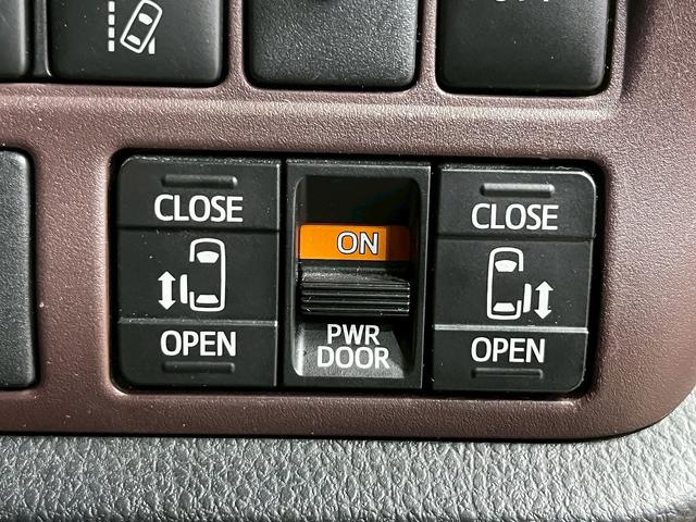 エスクァイア ハイブリッドＧｉ　（禁煙車）（後期型）（両側パワースライド）（黒革シート）（社外メモリーナビ）（レーンアシスト）（オートマチックハイビーム）（シートヒーター）（バックカメラ）（ビルトインＥＴＣ）（純正１５インチＡＷ）（10枚目）