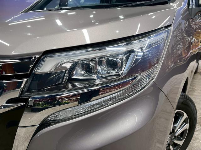 エスクァイア ハイブリッドＧｉ　（禁煙車）（後期型）（両側パワースライド）（黒革シート）（社外メモリーナビ）（レーンアシスト）（オートマチックハイビーム）（シートヒーター）（バックカメラ）（ビルトインＥＴＣ）（純正１５インチＡＷ）（14枚目）