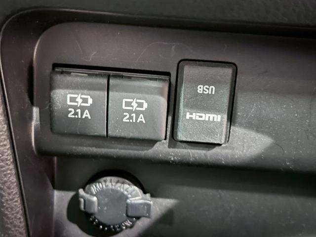 エスクァイア ハイブリッドＧｉ　（禁煙車）（後期型）（両側パワースライド）（黒革シート）（社外メモリーナビ）（レーンアシスト）（オートマチックハイビーム）（シートヒーター）（バックカメラ）（ビルトインＥＴＣ）（純正１５インチＡＷ）（29枚目）