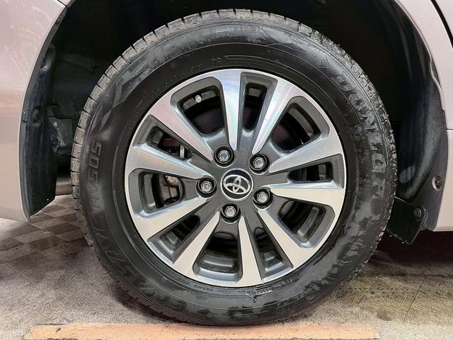 エスクァイア ハイブリッドＧｉ　（禁煙車）（後期型）（両側パワースライド）（黒革シート）（社外メモリーナビ）（レーンアシスト）（オートマチックハイビーム）（シートヒーター）（バックカメラ）（ビルトインＥＴＣ）（純正１５インチＡＷ）（48枚目）