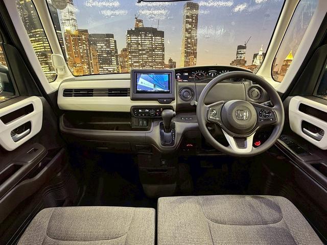 Ｎ－ＢＯＸ Ｌ　（禁煙車）（後期型）（両側パワースライド）（社外ＳＤナビ）（レーダクルーズコントロール）（コーナーセンサー）（シートヒーター）（バックカメラ）（ビルトインＥＴＣ）（１４インチＳＷ）（5枚目）