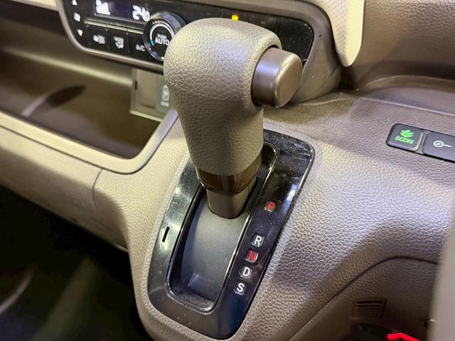 Ｎ－ＢＯＸ Ｌ　（禁煙車）（後期型）（両側パワースライド）（社外ＳＤナビ）（レーダクルーズコントロール）（コーナーセンサー）（シートヒーター）（バックカメラ）（ビルトインＥＴＣ）（１４インチＳＷ）（27枚目）