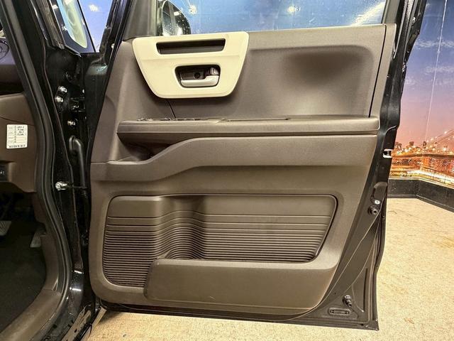 Ｎ－ＢＯＸ Ｌ　（禁煙車）（後期型）（両側パワースライド）（社外ＳＤナビ）（レーダクルーズコントロール）（コーナーセンサー）（シートヒーター）（バックカメラ）（ビルトインＥＴＣ）（１４インチＳＷ）（42枚目）