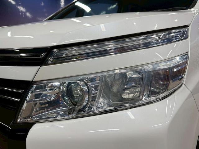 ヴォクシー ＺＳ　煌　（禁煙車）（両側パワースライド）（純正ＳＤナビ）（バックカメラ）（ビルトインＥＴＣ）（ＬＥＤヘッド）（スマートキー＆プッシュスタート）（Ｂｌｕｅｔｏｏｔｈ対応）（ウォークスルー）（純正１６インチＡＷ）（12枚目）