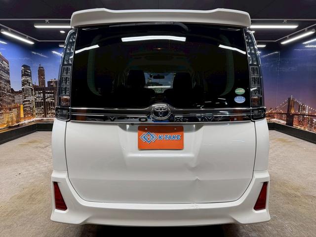 ヴォクシー ＺＳ　煌　（禁煙車）（両側パワースライド）（純正ＳＤナビ）（バックカメラ）（ビルトインＥＴＣ）（ＬＥＤヘッド）（スマートキー＆プッシュスタート）（Ｂｌｕｅｔｏｏｔｈ対応）（ウォークスルー）（純正１６インチＡＷ）（22枚目）